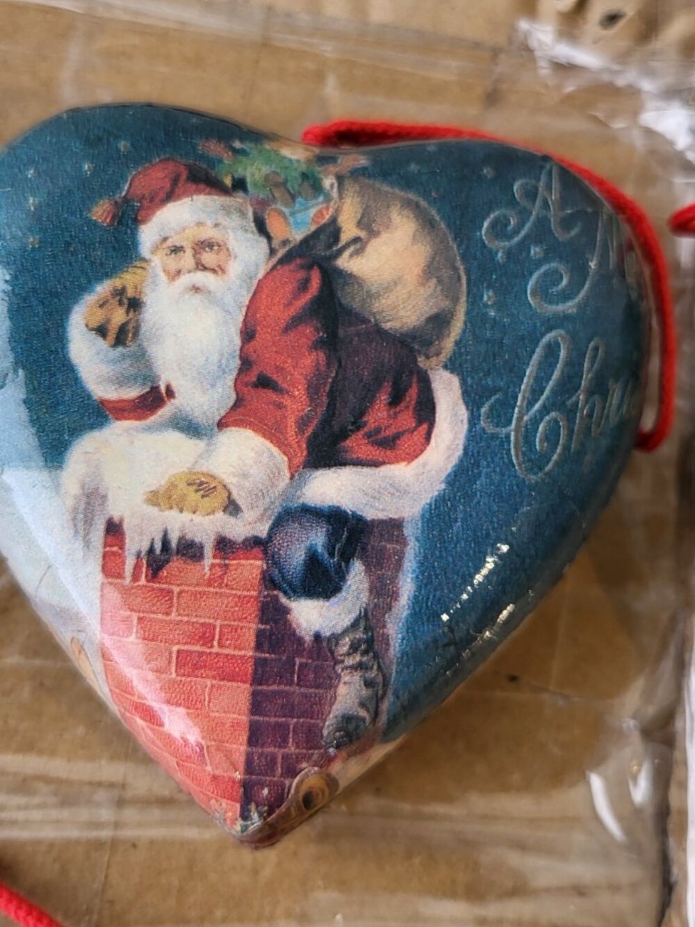 Old Fashioned Decoupage Paper Mache Xmas Ornaments Old World Santa (6) in box - Picture 7 of 13